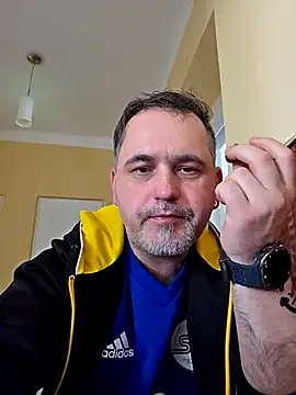 Snapshot of Szolga10 chatting on March 2025 12:43:02 PM Szolga10 online show from March 2025 12:43:02 PM