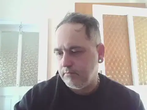 Snapshot of Szolga10 chatting on March 2025 11:03:01 AM Szolga10 online show from March 2025 11:03:01 AM