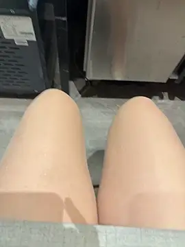 Mia-77 online show from April 2026 07:45:01 AM