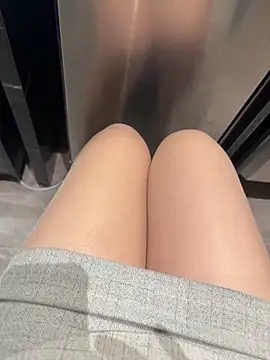 Mia-77 online show from April 2026 04:53:02 AM