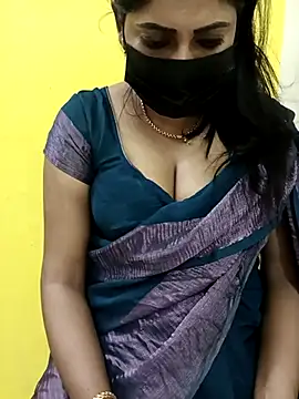 Snapshot of Thamarai28 chatting on March 2025 01:54:01 PM Thamarai28 online show from March 2025 01:54:01 PM