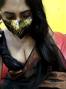 Snapshot of Thamarai28 chatting on November 2025 07:47:02 AM Thamarai28 online show from November 2025 07:47:02 AM