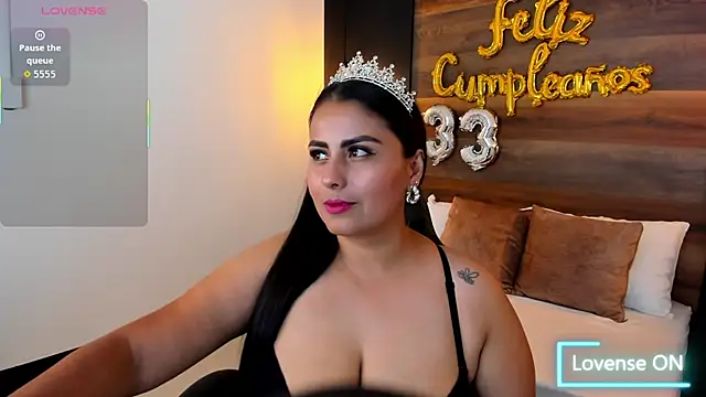 sol valeria online show from September 2025 08:37:02 PM