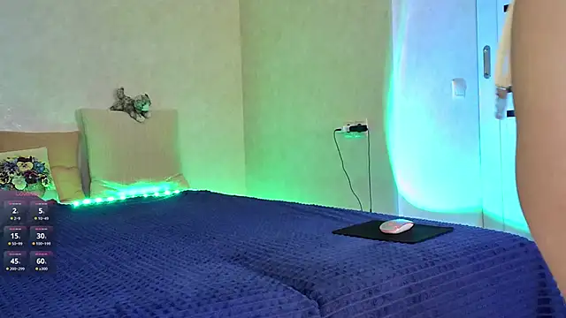 Roseaa online show from April 2026 05:47:01 AM