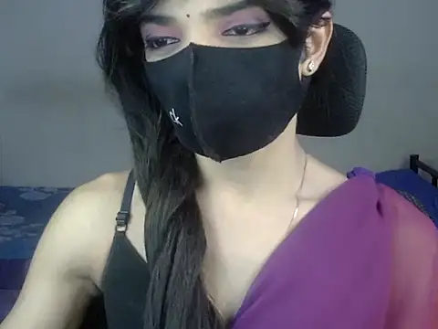 YourCDBitch online show from November 2025 09:30:01 PM