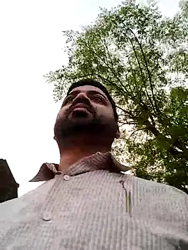 Vij717 online show from October 2025 06:48:01 AM