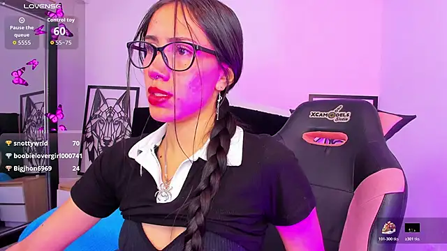 ximenagp online show from December 2025 04:46:02 AM