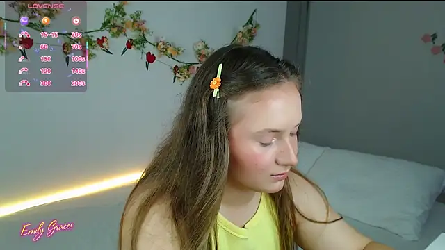 Snapshot of EmilyxxGraces chatting on July 2026 10:38:02 PM EmilyxxGraces online show from July 2026 10:38:02 PM