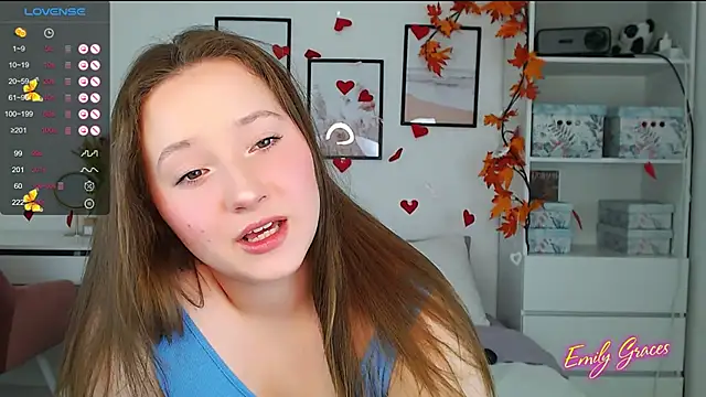 Snapshot of EmilyxxGraces chatting on March 2025 10:54:01 PM EmilyxxGraces online show from March 2025 10:54:01 PM