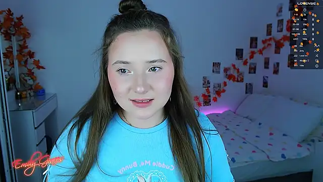 Snapshot of EmilyxxGraces chatting on October 2025 08:31:01 PM EmilyxxGraces online show from October 2025 08:31:01 PM