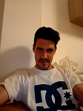 halfArabhalfspanish online show from April 2026 09:30:02 PM