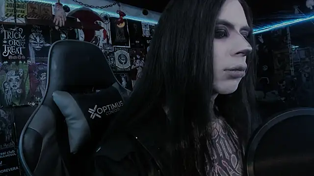 Snapshot of rotten_dreams chatting on September 2025 09:53:02 PM rotten dreams online show from September 2025 09:53:02 PM