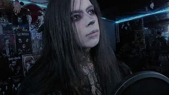 Snapshot of rotten_dreams chatting on September 2025 11:37:01 PM rotten dreams online show from September 2025 11:37:01 PM