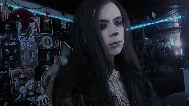 Snapshot of rotten_dreams chatting on September 2025 10:38:02 PM rotten dreams online show from September 2025 10:38:02 PM