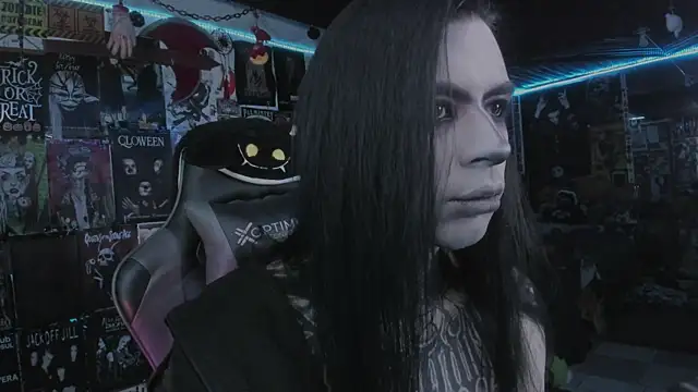 Snapshot of rotten_dreams chatting on December 2025 11:25:02 PM rotten dreams online show from December 2025 11:25:02 PM