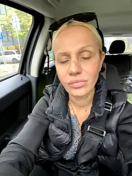 Snapshot of DeboraXporn chatting on November 2025 06:29:02 AM DeboraXporn online show from November 2025 06:29:02 AM