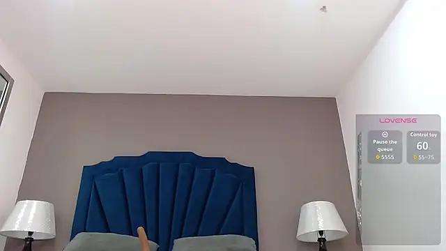 KatiaFosterr online show from November 2025 03:26:02 PM