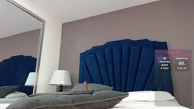 KatiaFosterr online show from November 2025 12:20:01 PM