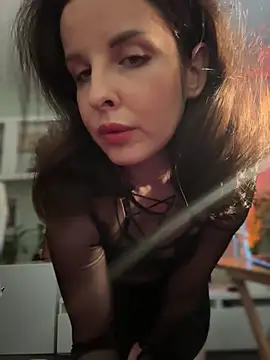 MollyBer online show from September 2025 06:51:01 PM