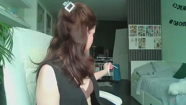 MollyBer online show from March 2026 10:35:02 AM