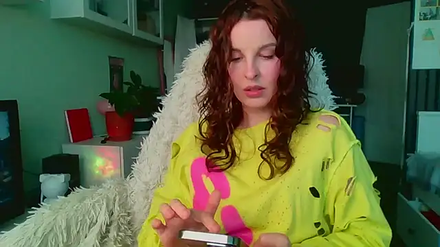 Snapshot of MollyBer chatting on July 2026 04:37:02 PM MollyBer online show from July 2026 04:37:02 PM