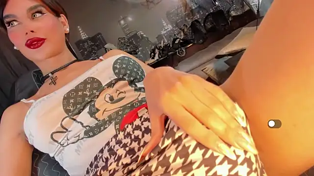 SoySabrinaThebest online show from March 2026 10:13:02 PM