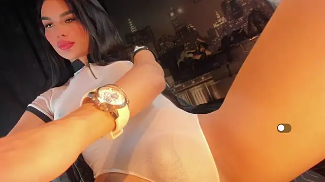 SoySabrinaThebest online show from April 2026 11:41:02 PM