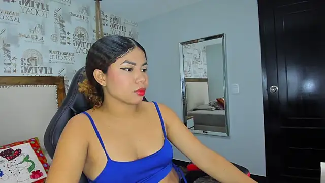 MELINAMARTINS online show from December 2025 07:38:01 PM