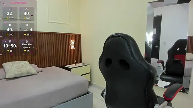 MELINAMARTINS online show from September 2025 07:42:02 PM