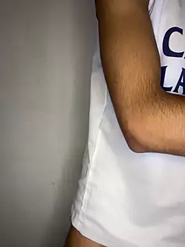 Hamza-Maroki online show from November 2025 11:38:02 AM