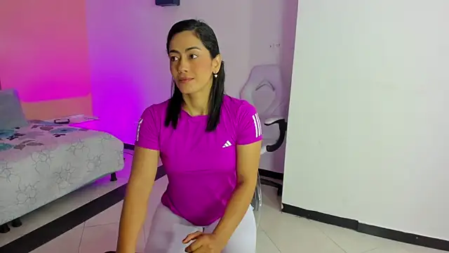 cristal crossfitx online show from October 2025 10:41:02 AM