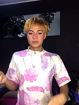 mchissexx online show from November 2025 02:55:02 PM