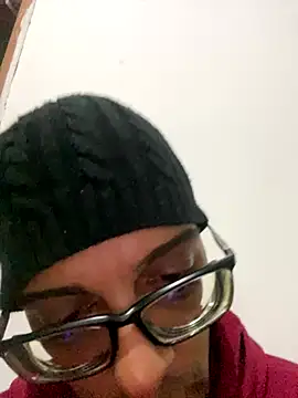 Diegodelicia online show from November 2025 05:28:01 AM