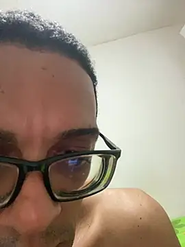 Snapshot of Diegodelicia chatting on July 2026 10:20:02 PM Diegodelicia online show from July 2026 10:20:02 PM