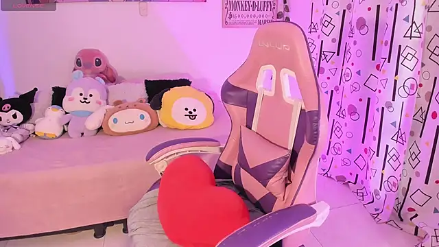 Snapshot of sussanx chatting on March 2025 09:37:02 PM sussanx online show from March 2025 09:37:02 PM