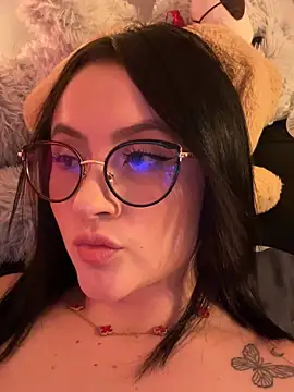 ValentinaOrtiz3 online show from March 2026 10:35:02 PM