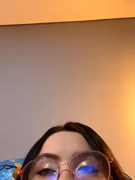 ValentinaOrtiz3 online show from October 2025 10:08:02 PM