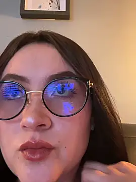 ValentinaOrtiz3 online show from May 2026 10:46:01 PM
