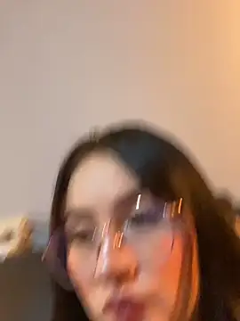 ValentinaOrtiz3 online show from October 2025 03:43:01 AM