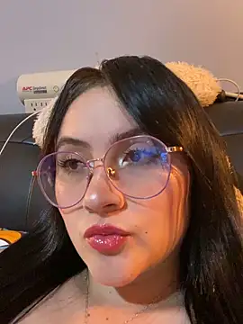 ValentinaOrtiz3 online show from October 2025 12:23:02 AM