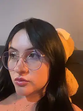 ValentinaOrtiz3 online show from November 2025 01:53:01 AM