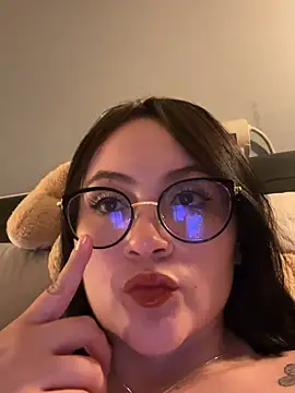 ValentinaOrtiz3 online show from April 2026 02:40:02 AM