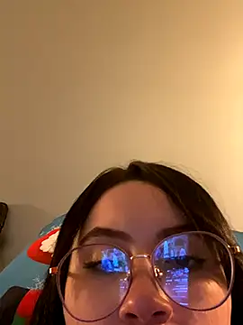 ValentinaOrtiz3 online show from October 2025 12:46:02 AM