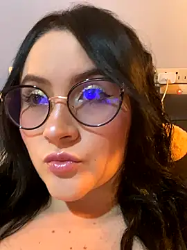 ValentinaOrtiz3 online show from December 2025 01:42:01 AM