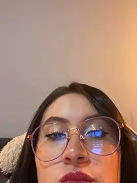 ValentinaOrtiz3 online show from October 2025 03:04:01 AM