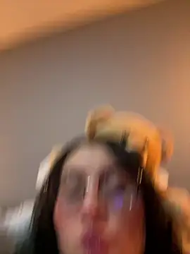 ValentinaOrtiz3 online show from December 2025 11:27:02 PM