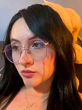 ValentinaOrtiz3 online show from November 2025 01:20:01 AM