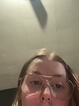 hail5544 online show from July 2026 11:12:02 PM