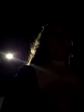 justtess online show from April 2026 09:33:02 PM