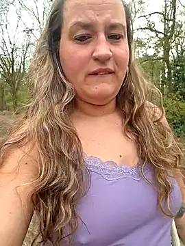 justtess online show from April 2026 03:18:02 PM